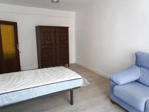 Habitación 110 m², Ávila