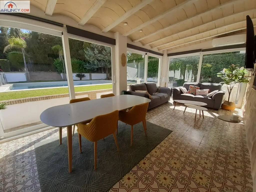 Piso de 418 m² en Dos Hermanas