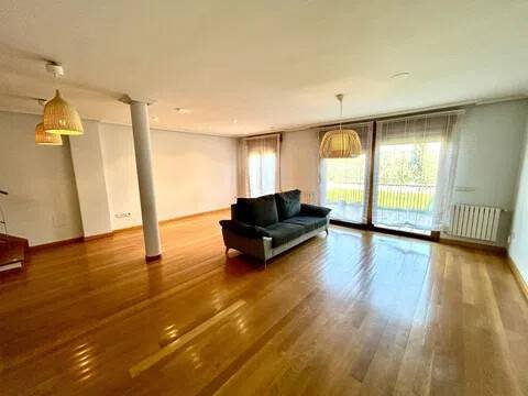 Piso de 305 m² en Segovia