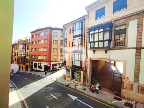 Pis de 154 m² a Oviedo