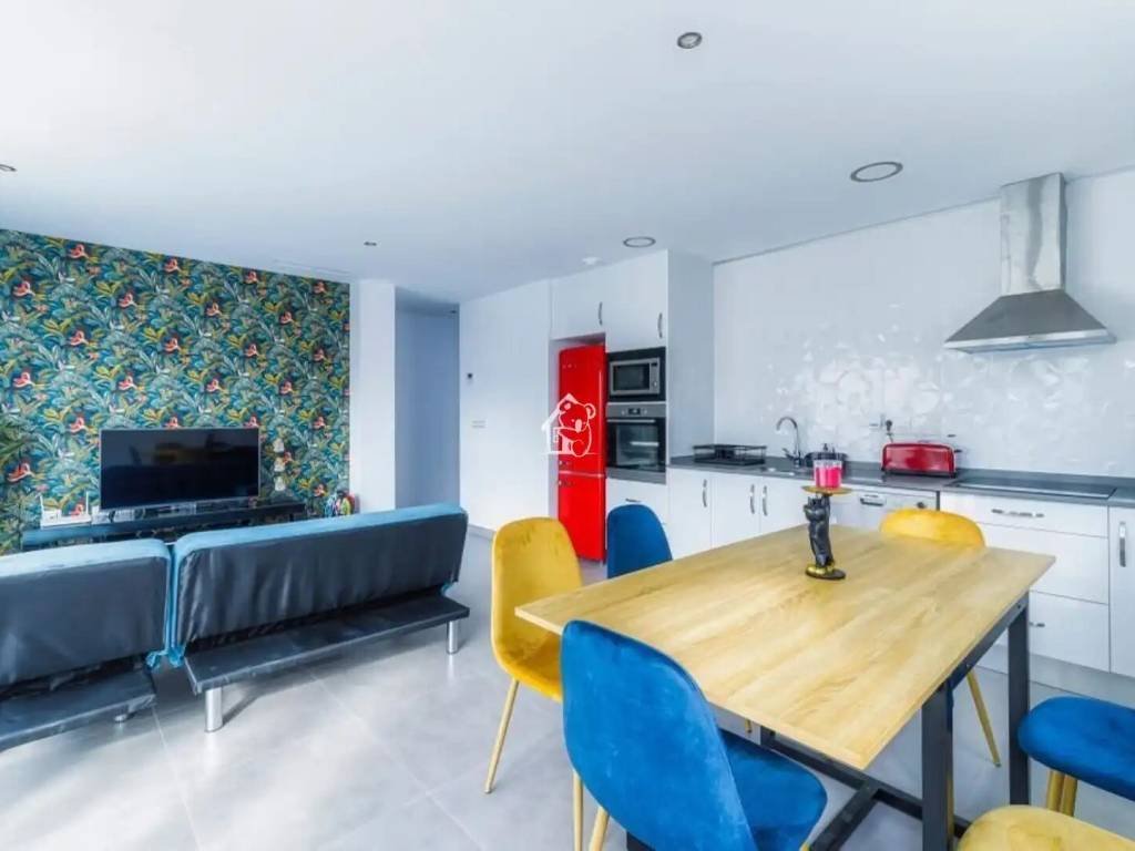 Casa de 400 m² en Los Montesinos