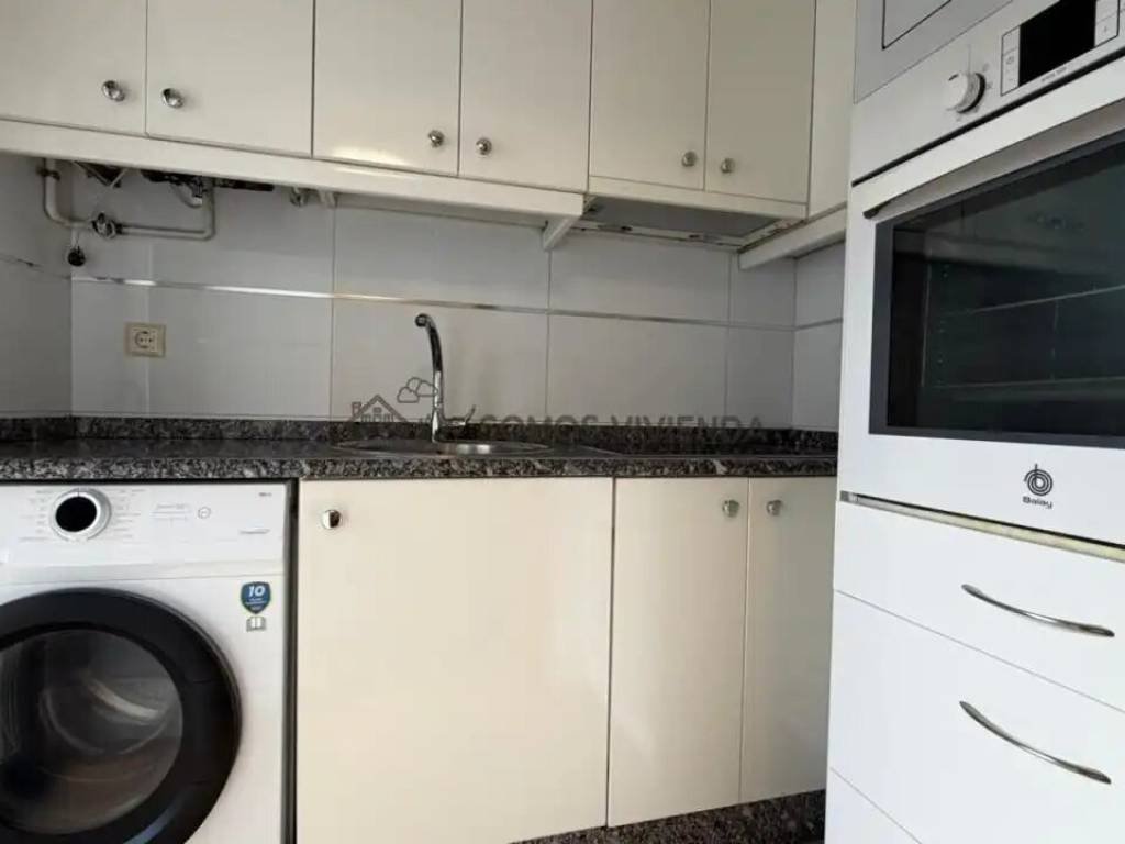 Piso de 95 m² en Ourense