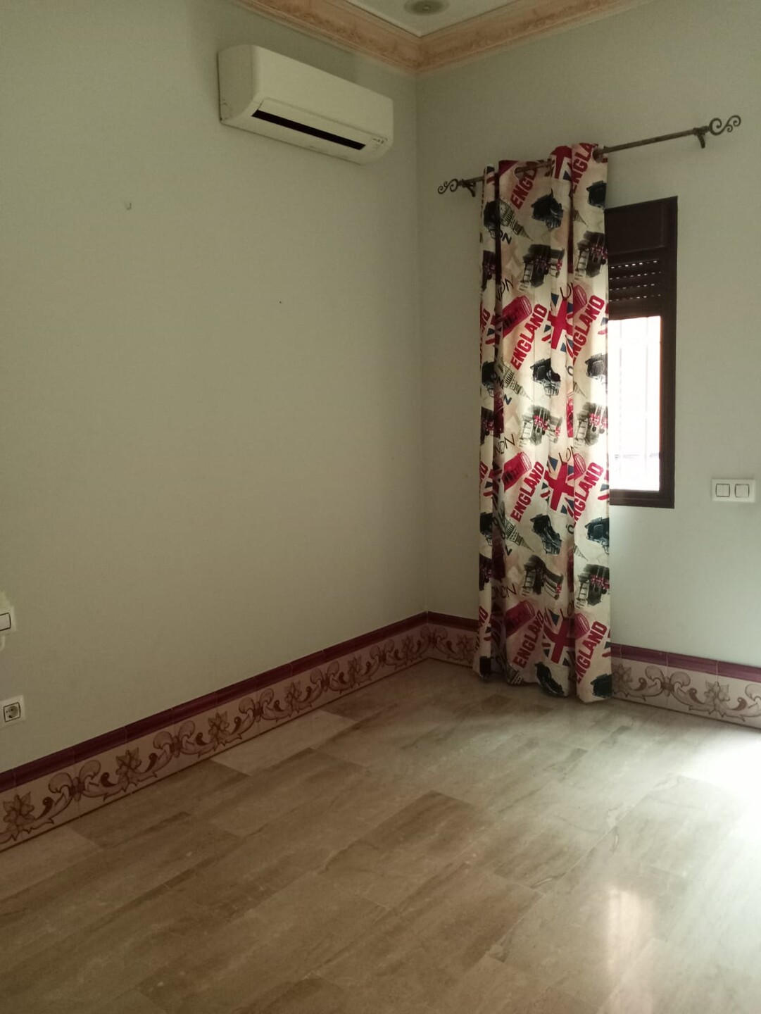 Casa de 120 m² en Mairena del Alcor