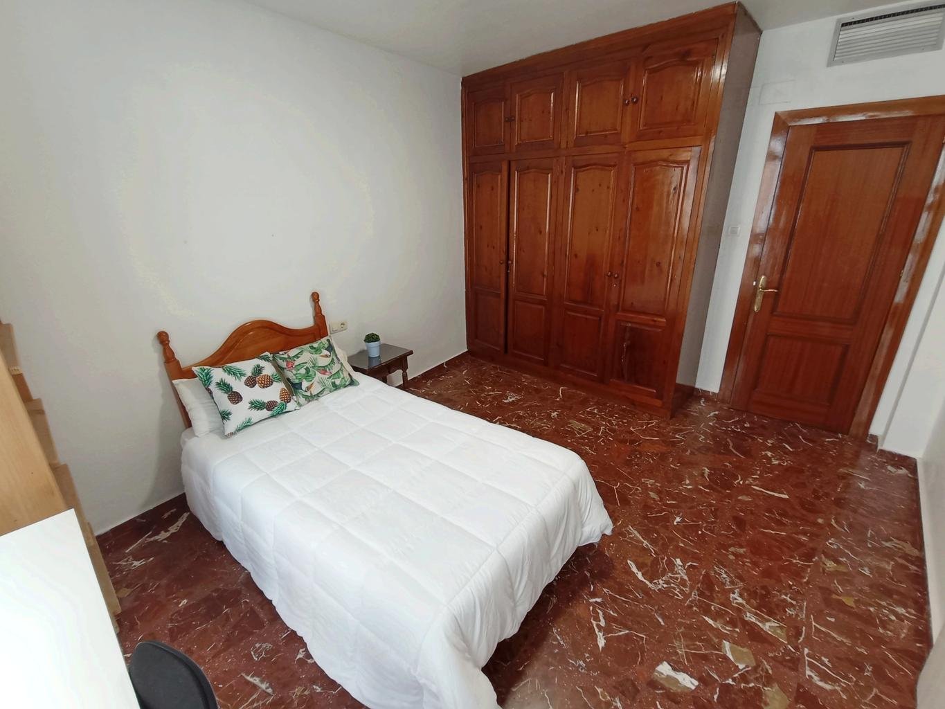 Habitación 110 m², Granada