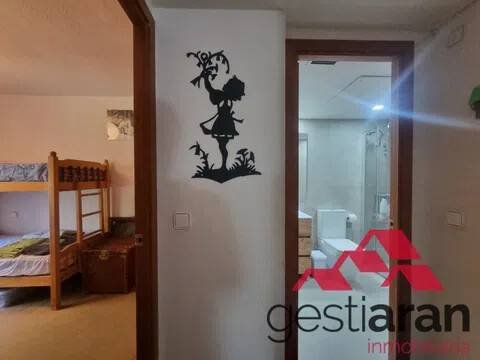 Apartamento 72 m² em Naut Aran