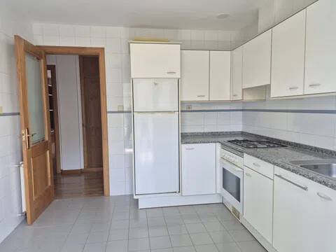 Piso de 100 m² en Oleiros