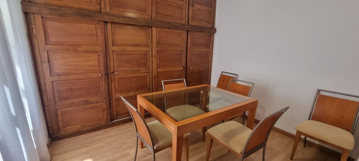 Piso de 163 m² en Oviedo