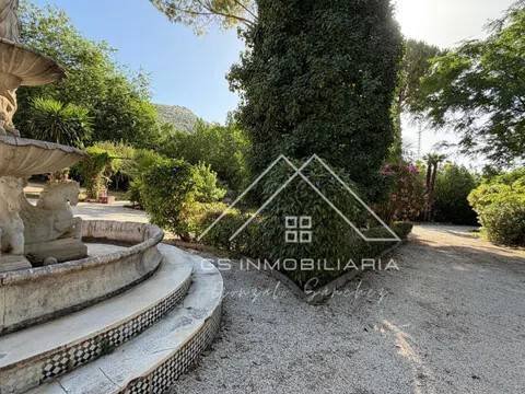 Casa 678 m² a Lucena