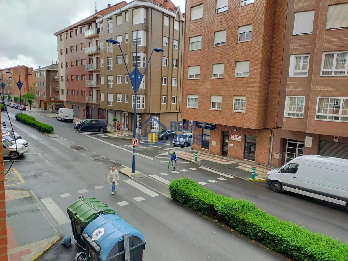 Wohnung 80 m² in San Andrés del Rabanedo