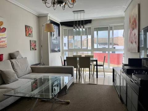 Apartamento 95 m² em Sevilla