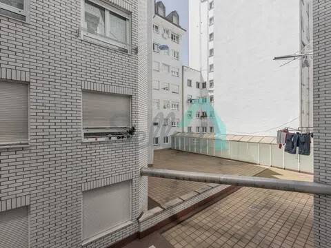 Piso de 49 m² en Oviedo