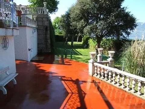 Casa de 300 m² en Redondela