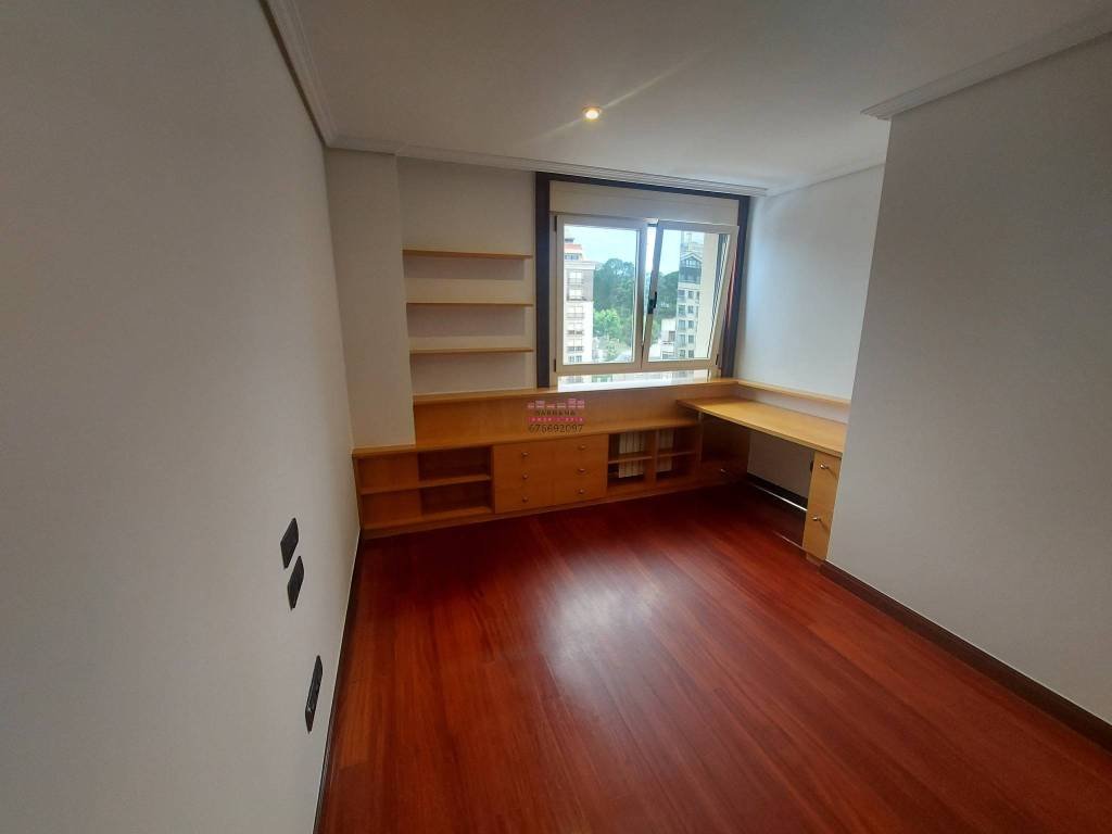 Piso de 86 m² en Vigo