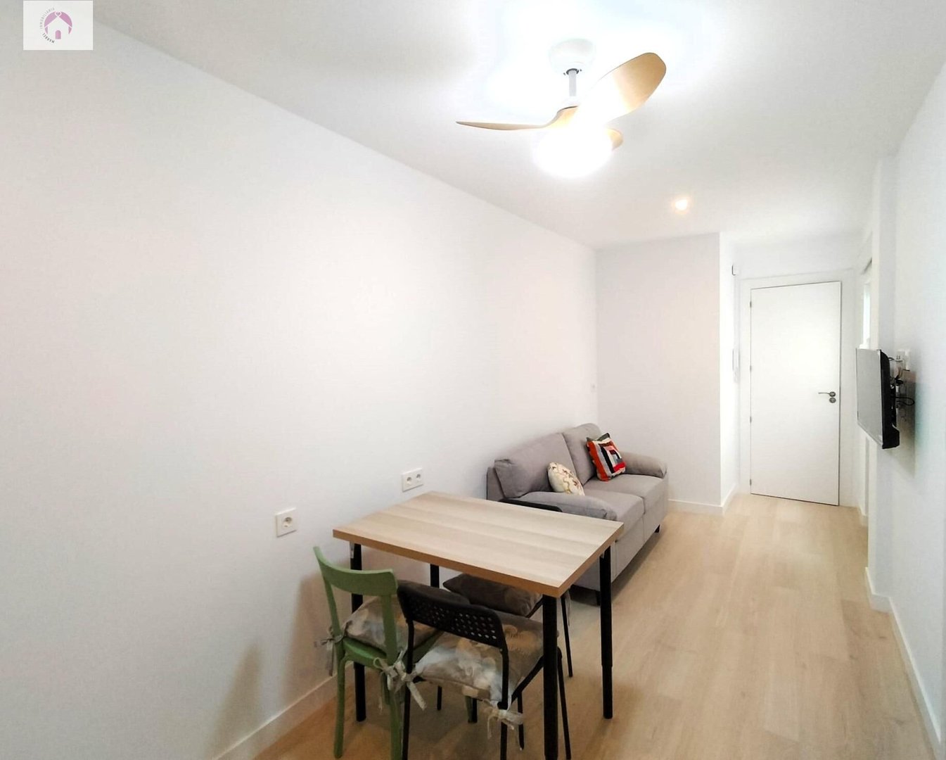 Flat 35 m² in Granada