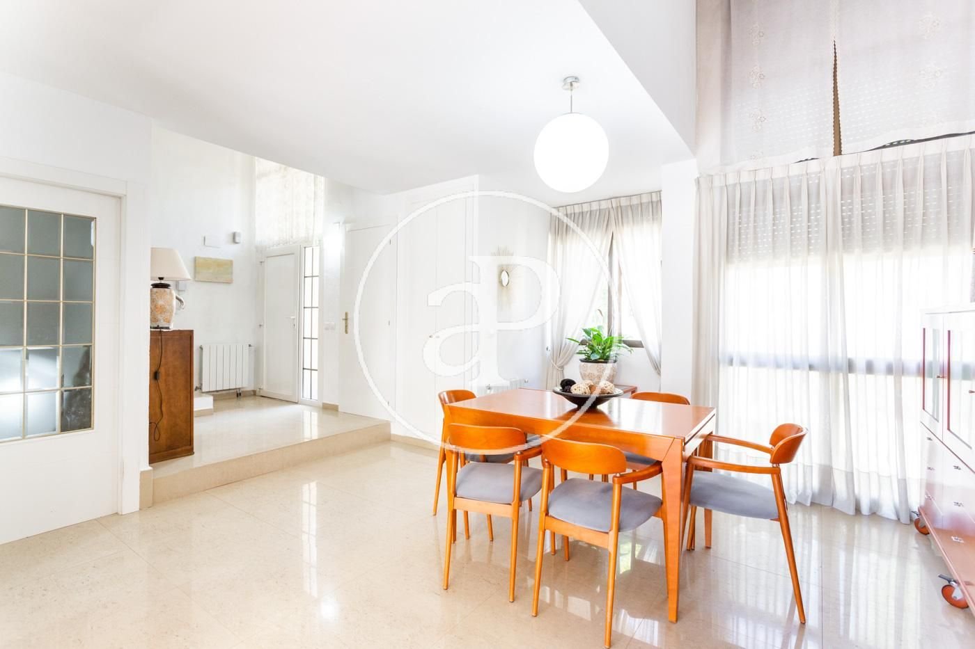 Moradia 350 m² em Paiporta