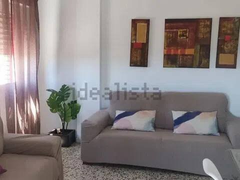 Piso de 90 m² en Almería