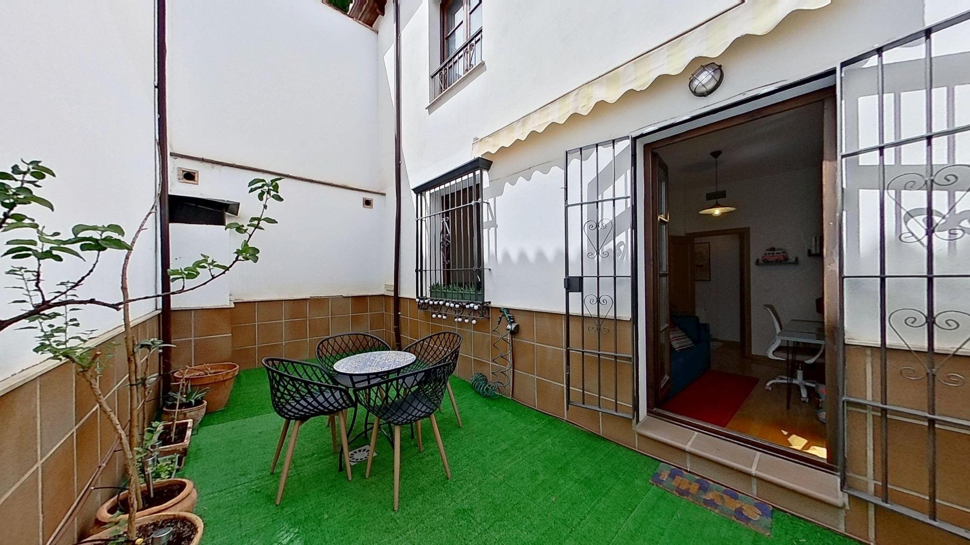 Piso de 71 m² en Granada