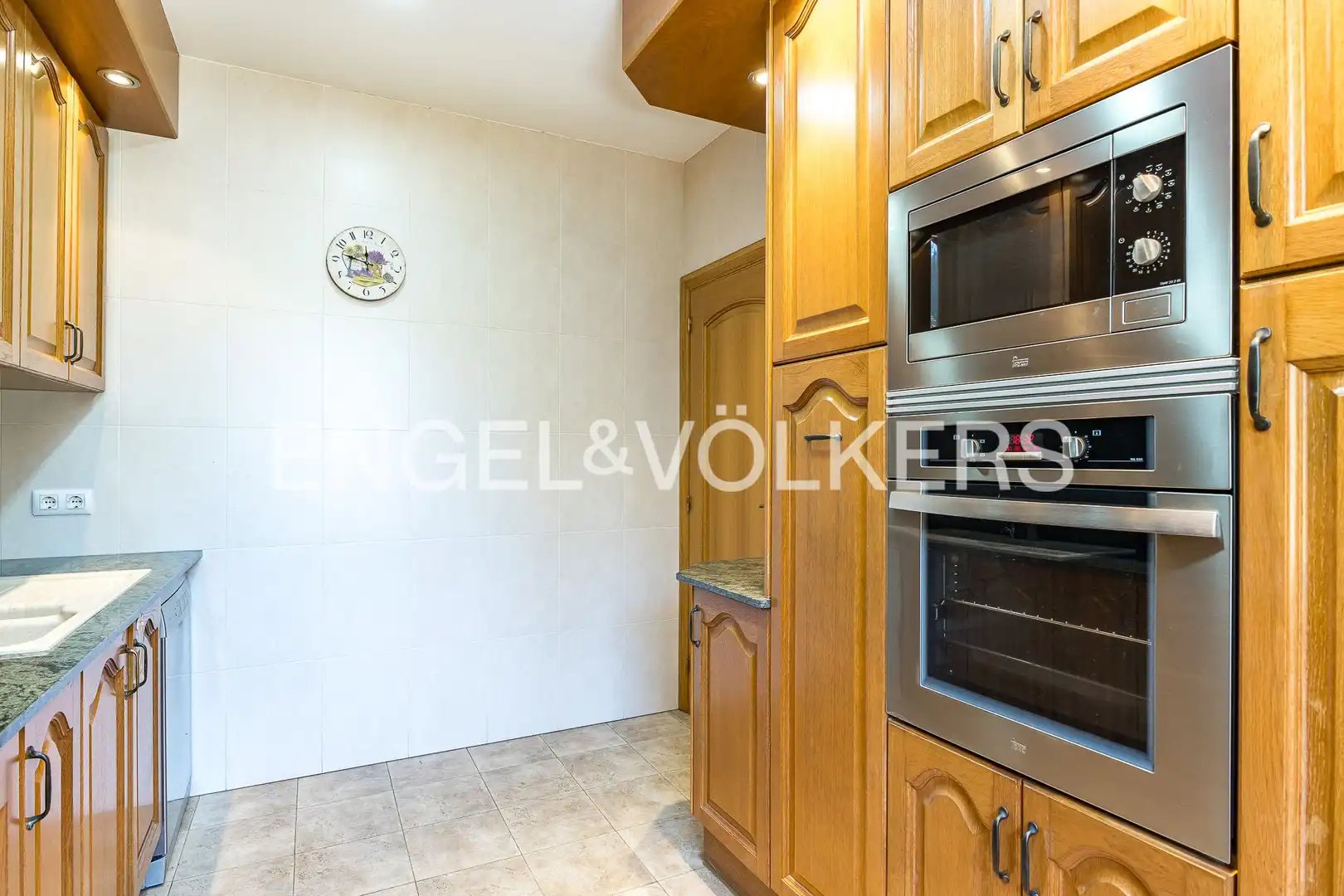 Casa de 270 m² en Cunit