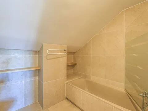 Wohnung 217 m² in Madrid