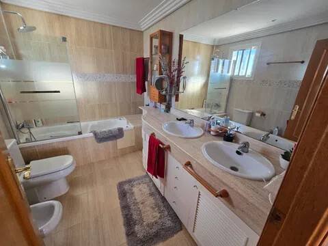 Casa de 287 m² en l'Eliana
