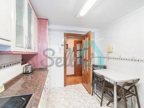 Piso de 85 m² en Oviedo