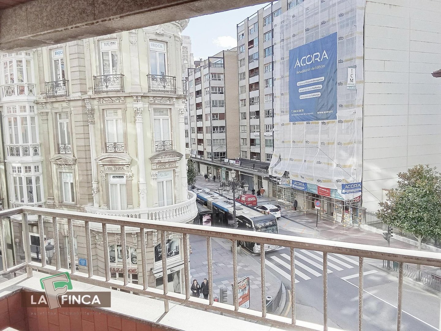 Piso de 60 m² en Oviedo