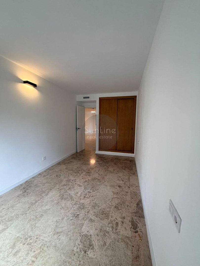 Wohnung 161 m² in Valencia