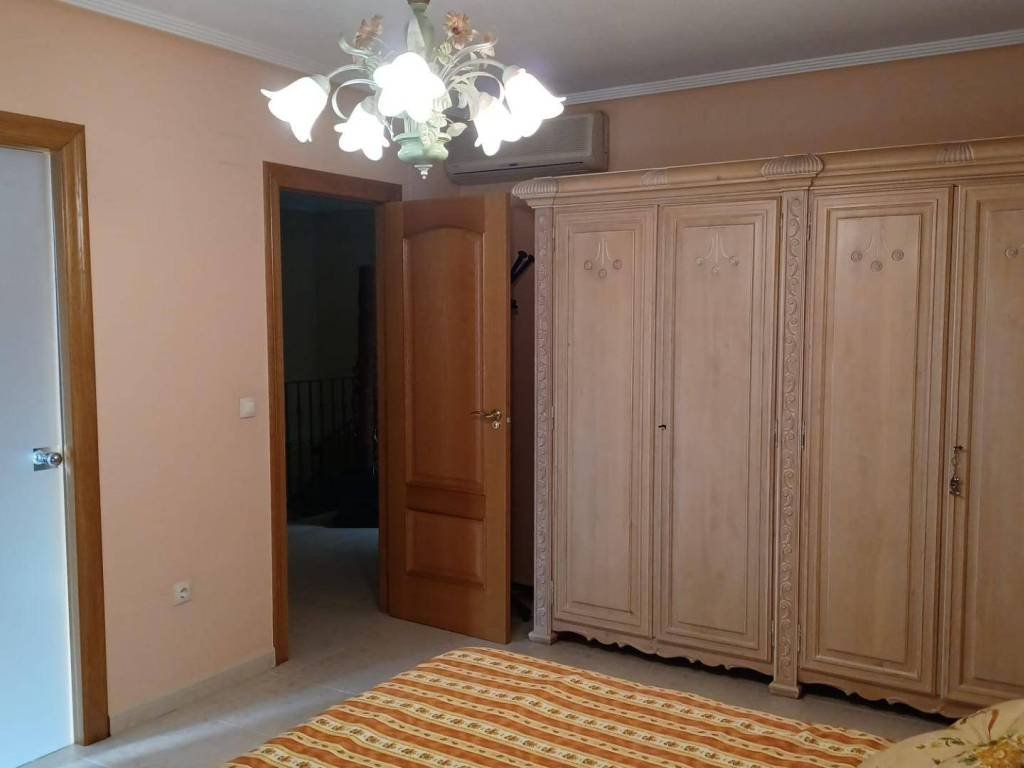 Casa de 220 m² a Petrer