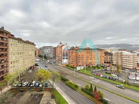 Pis de 86 m² a Oviedo