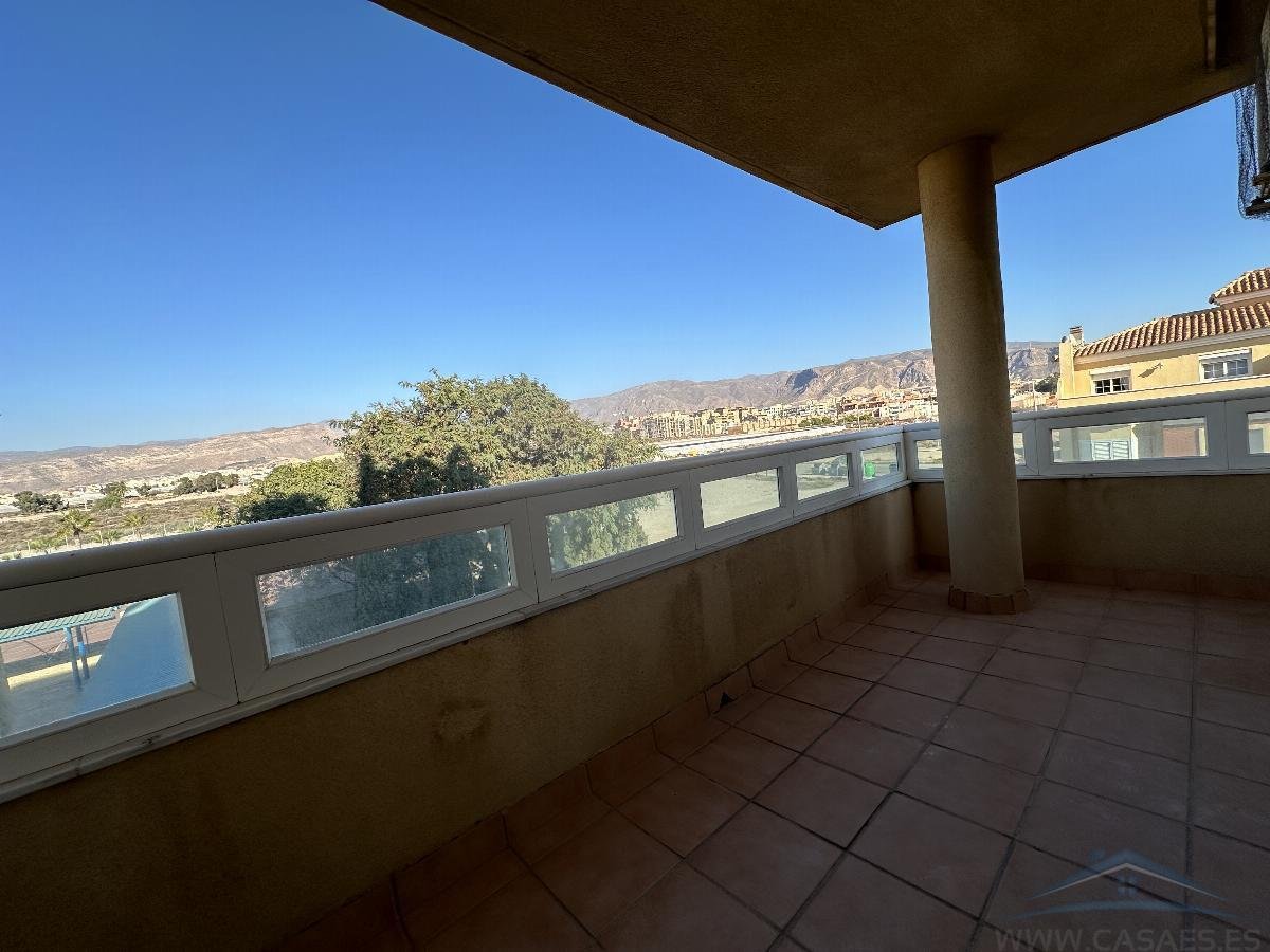 Piso de 65 m² en Roquetas de Mar