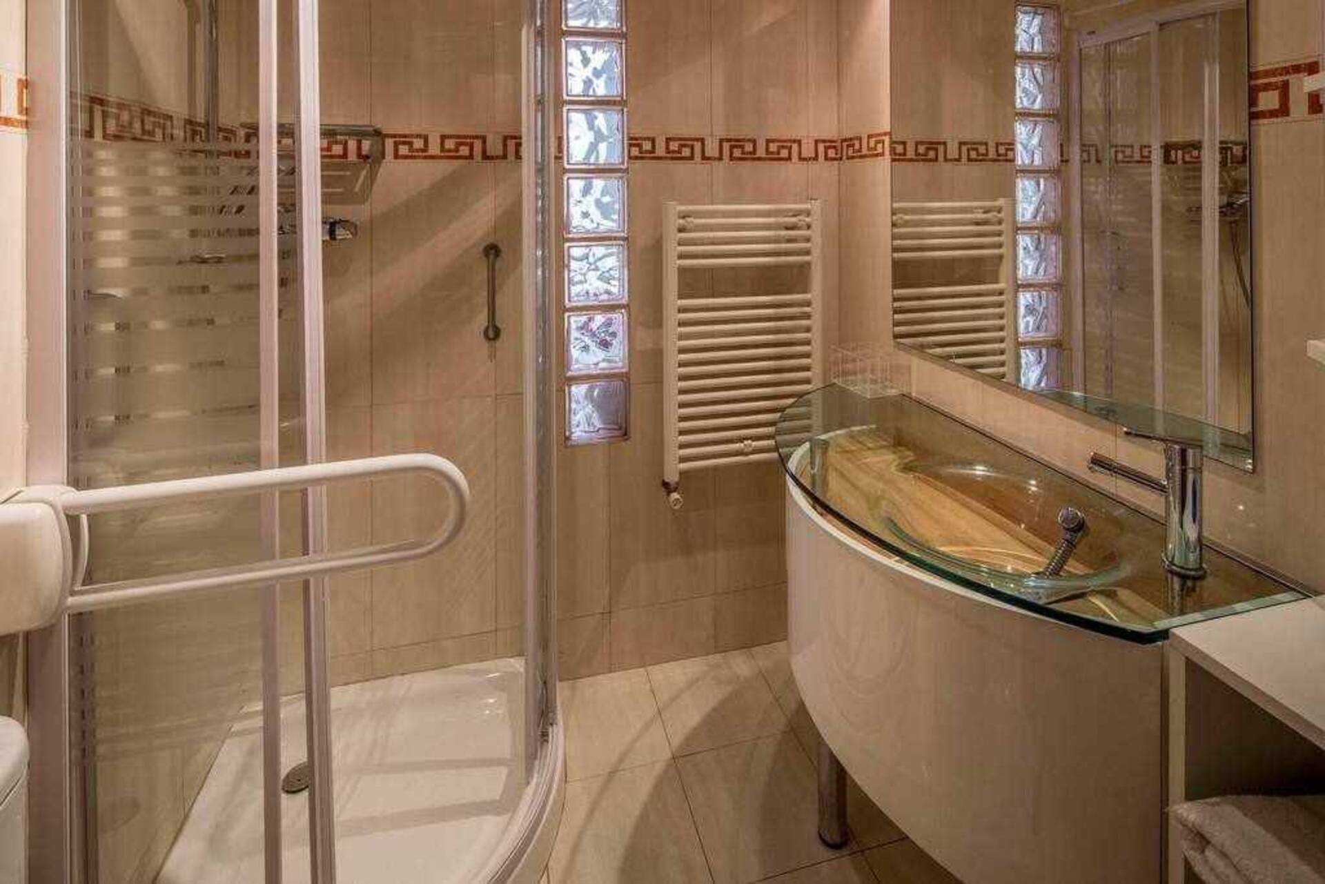 Piso de 92 m² en Gerona