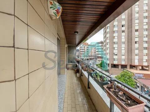 Piso de 122 m² en Oviedo