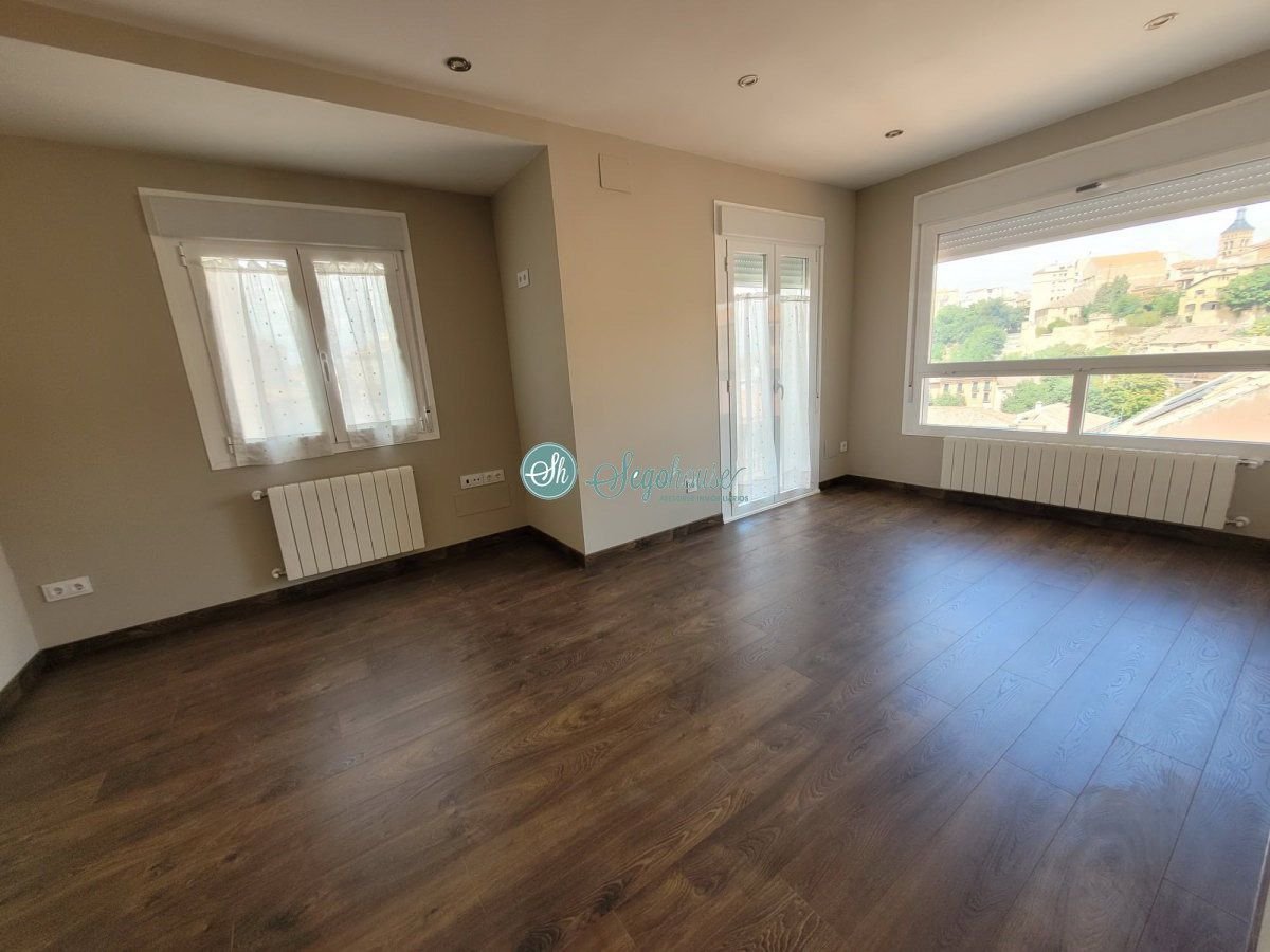 Piso de 100 m² en Segovia