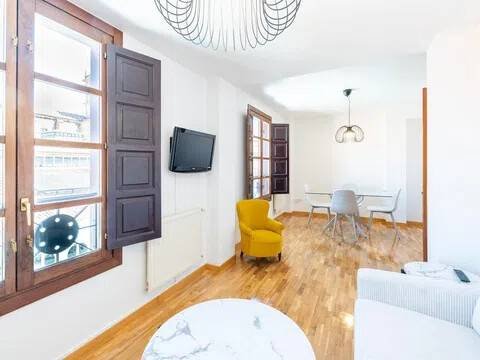 Pis de 84 m² a Oviedo