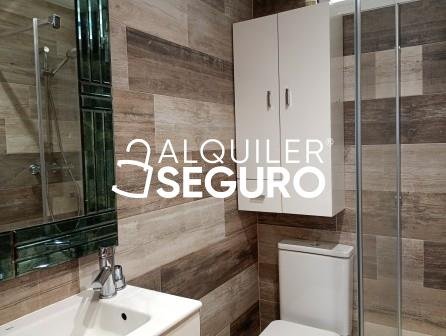 Piso de 85 m² en Oleiros