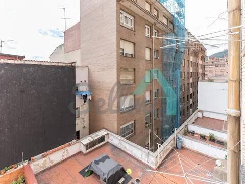Piso de 85 m² en Oviedo