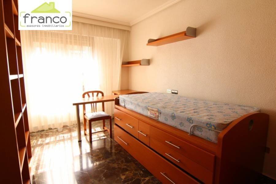Piso de 120 m² en Murcia