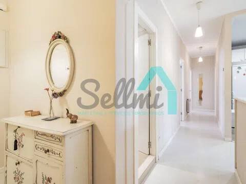 Piso de 93 m² en Oviedo