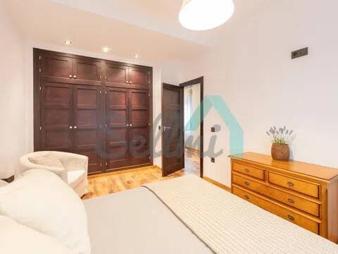 Piso de 126 m² en Oviedo