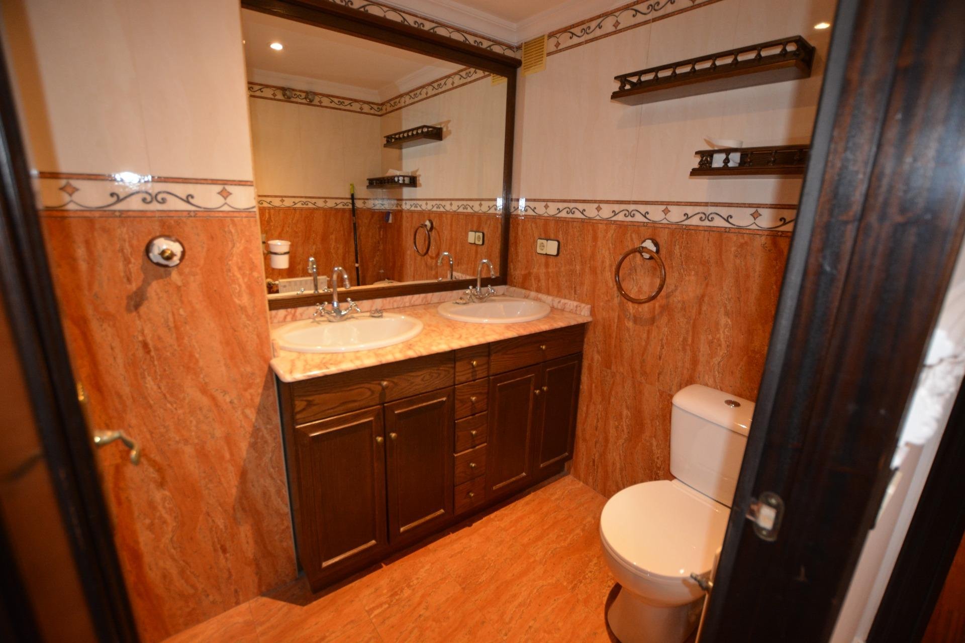 Piso de 76 m² en Oviedo
