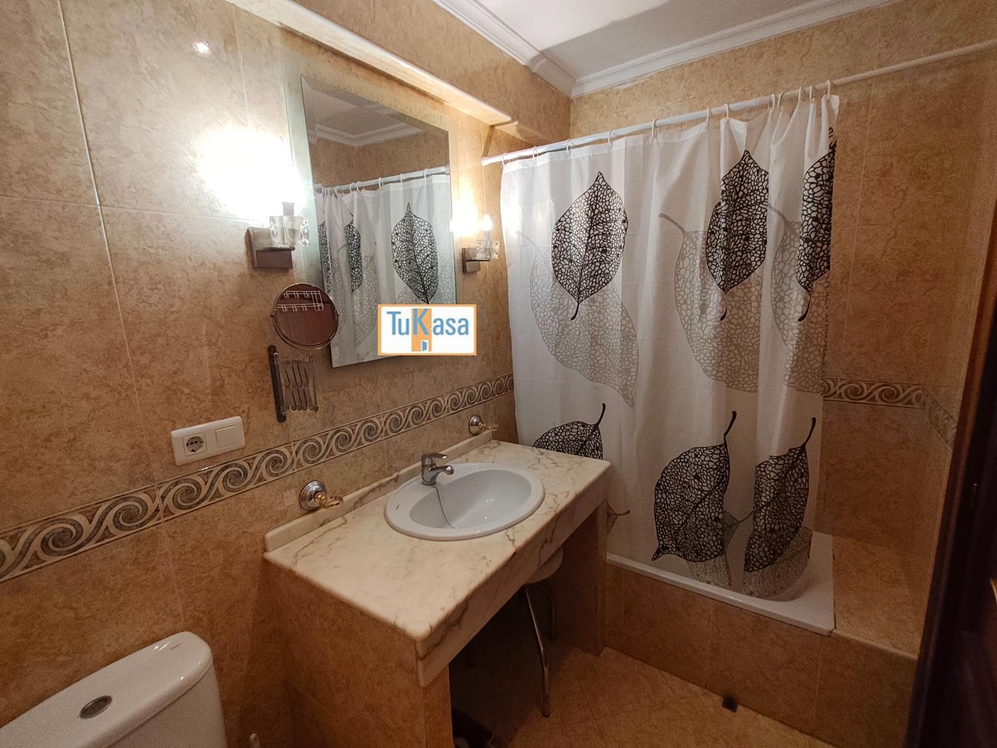Habitación 110 m², Cáceres
