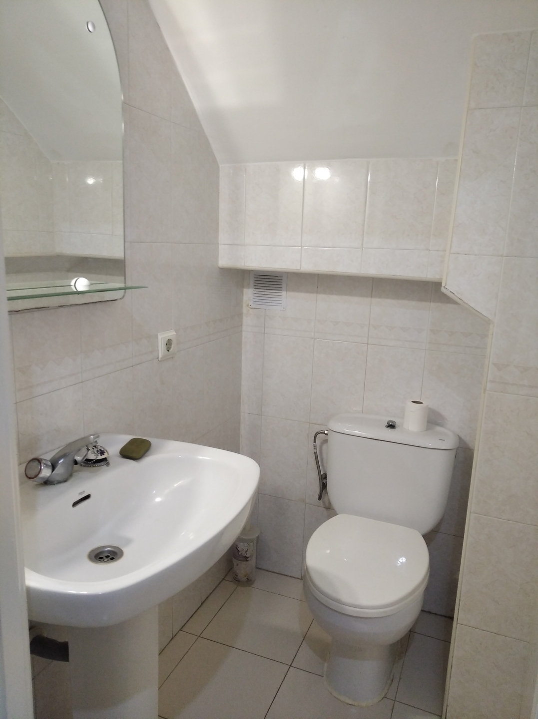 Habitación 16 m², Córdoba