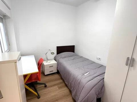 Piso de 75 m² en Almería
