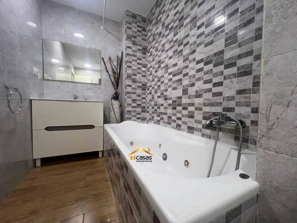 Piso de 80 m² en Santa Pola