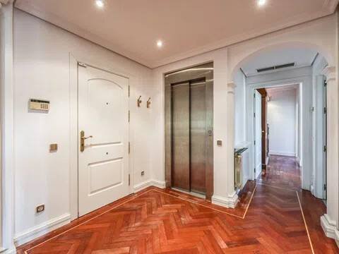 Квартира 210 м² в Мадриде