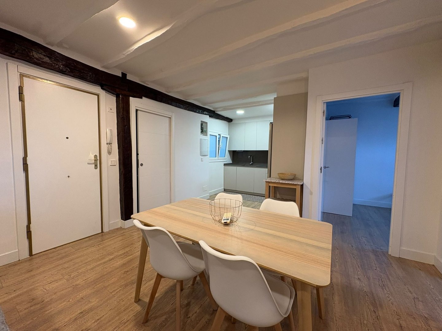 Pis de 85 m² a Sant Sebastià