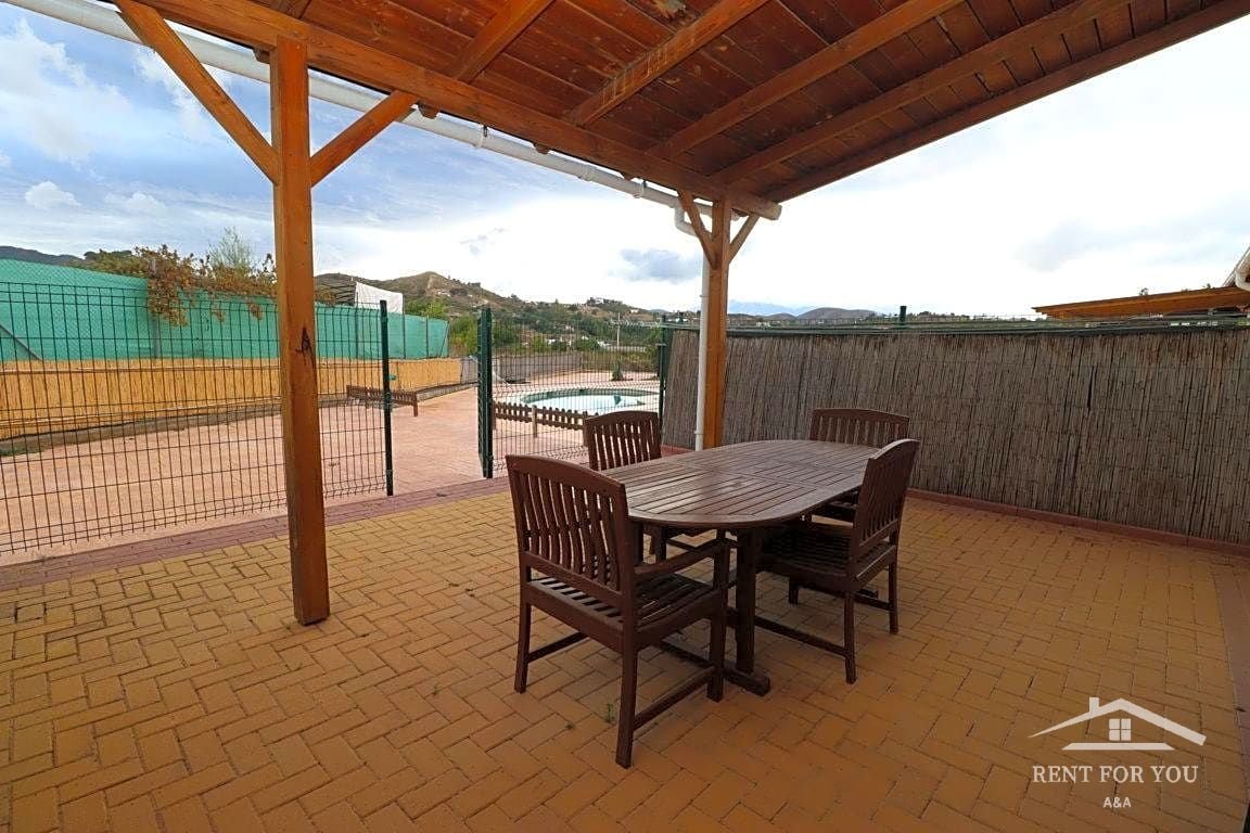 Maison 135 m² à Coín
