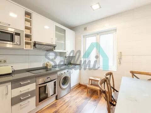 Piso de 126 m² en Oviedo