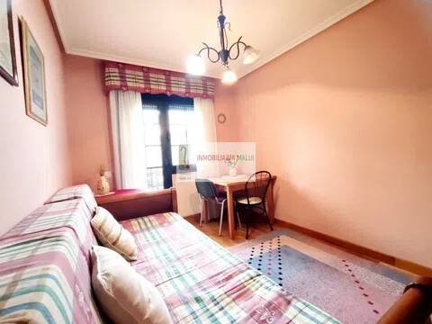 Piso de 113 m² en Oviedo