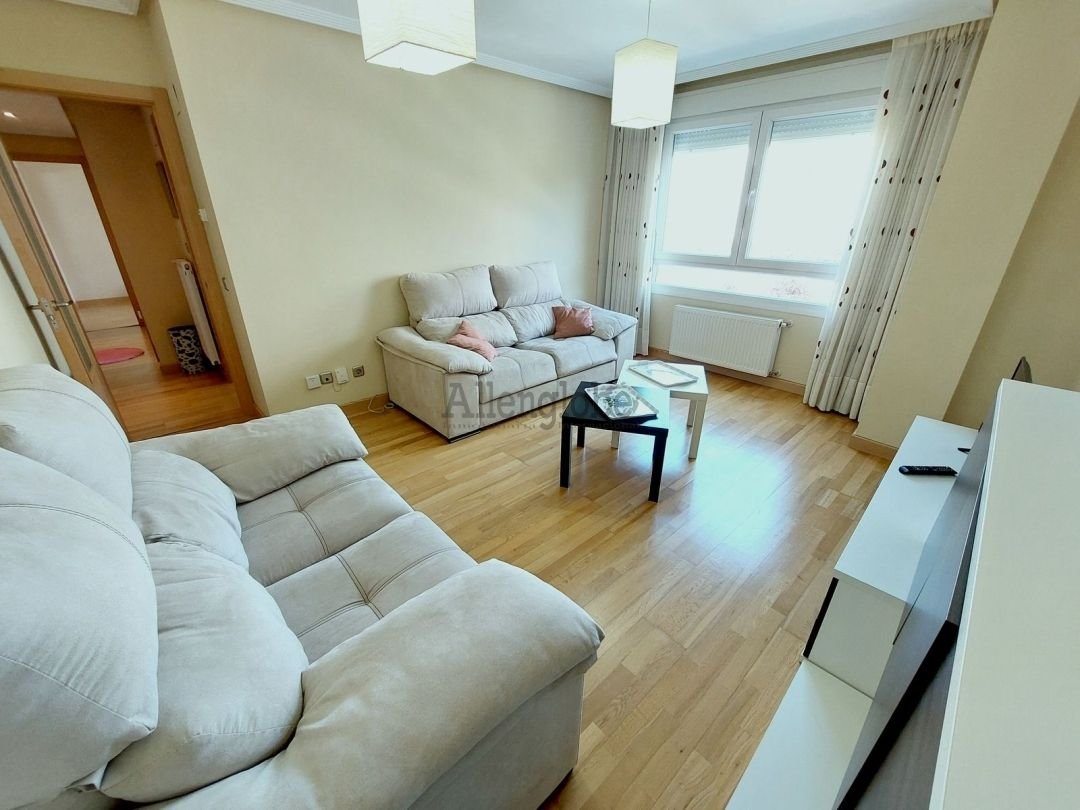 Piso de 58 m² en Oviedo